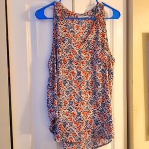 Short summer sleeve shirt